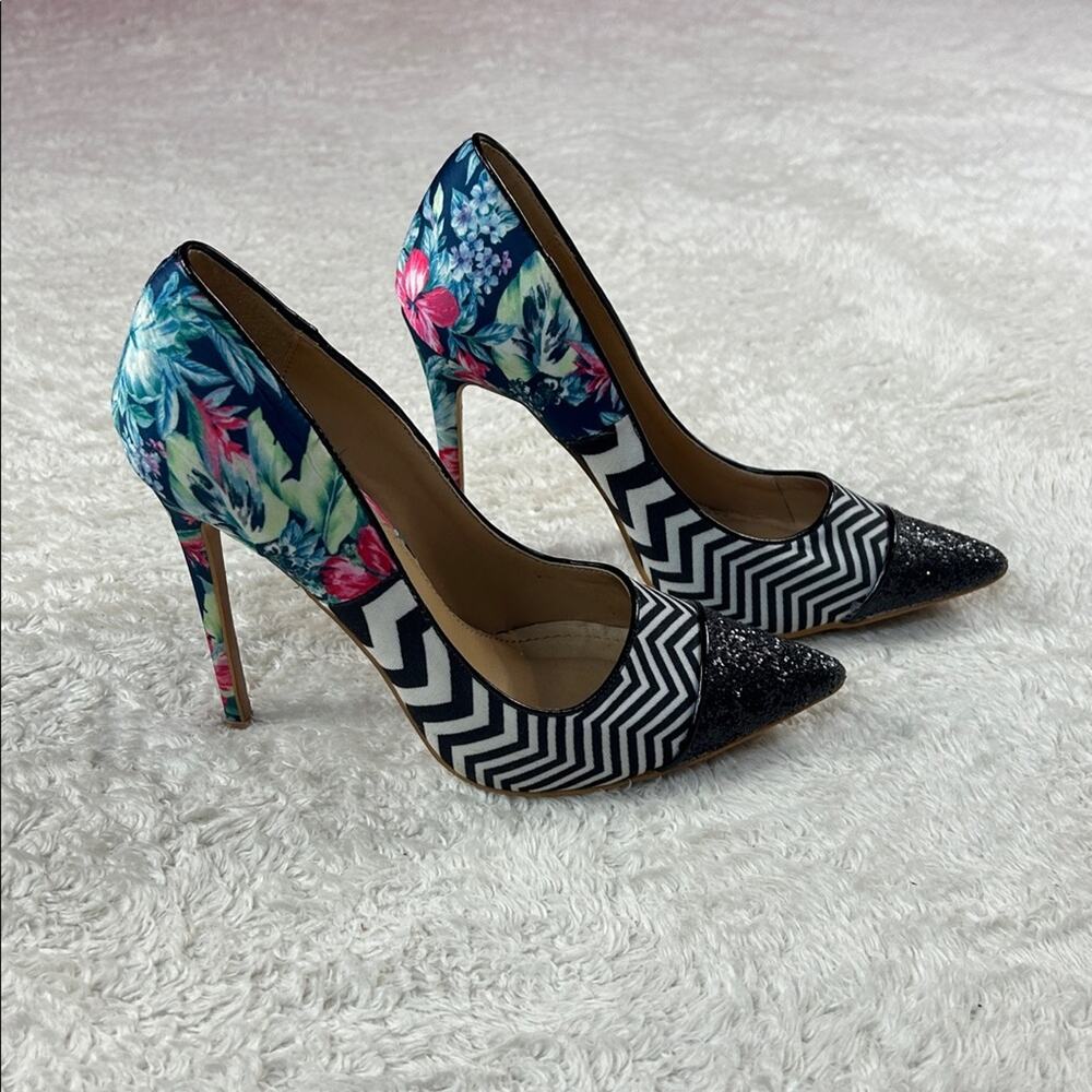 Shoe Republic LA floral zig‎ zag glitter stiletto heels, size 8